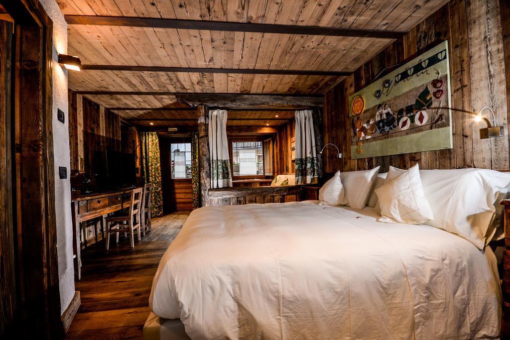 Hotel Du Grand Paradis - 1899 Auberge Boutique 科涅 外观 照片